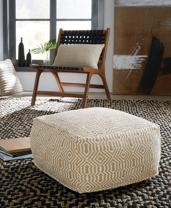 Ashley Express - Adamont Pouf